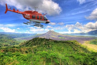 wisata helikopter di Bali. (FOTO: Expedia).