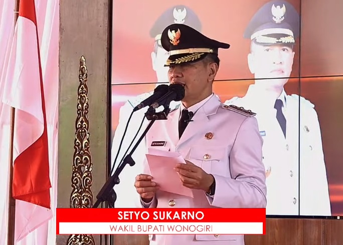 Wakil Bupati Wonogiri Setyo Sukarno mendaftarkan diri menjadi calon bupati Wonogiri. (FOTO: Pemkab Wonogiri).