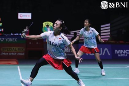 Aksi ganda putri Ana/Tiwi di Australia Open 2024. (FOTO: PBSI)