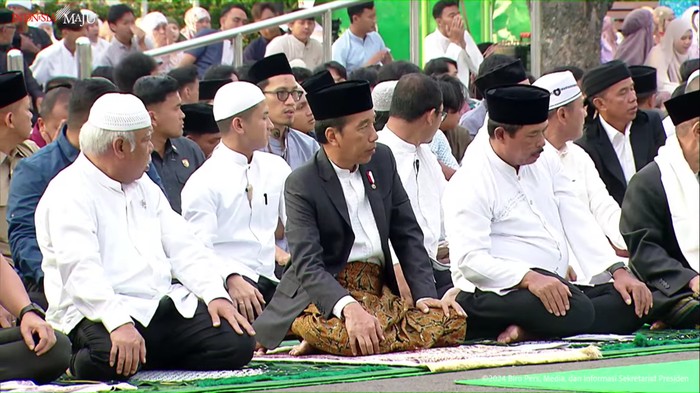 Presiden Jokowi mengikuti Salat Ied di Lapangan Simpang Lima, Semarang pagi ini, Senin, 17 Juni 2024. (FOTO: Sekretariat Negara).