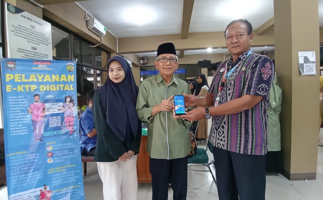 Layanan aktivasi KTP Digital di Jepara. (FOTO: NU Jepara).