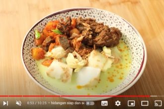 Resep membuat rendang bumbu Jawa. (FOTO: Tangkapan layar Youtube Devina Hermawan/Yenny Hardiyanti).