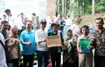SLBN Banjarnegara menerima penghargaan terbaik II sekolah adiwiyata se-Jawa Tengah. (FOTO: Pemprov Jateng.