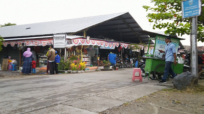 Pasar Babe (Barang Bekas) di Desa Jati Wetan, Kecamatan Jati, Kabupaten Kudus, sebelum terjadi kebakaran. (FOTO: Kecamatan Jati).