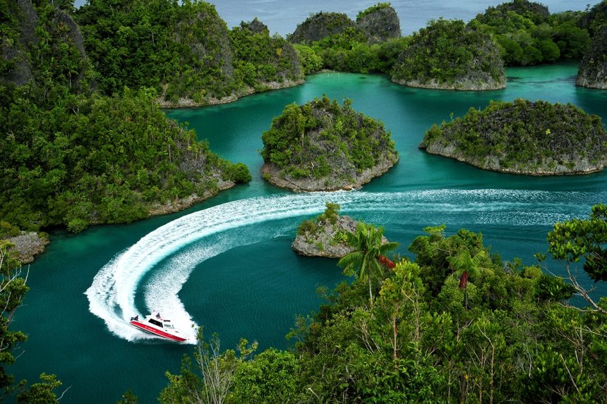 Raja Ampat. (FOTO: Kemenparekraf).