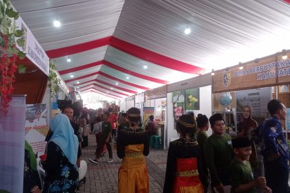 Demak Expo 2024 menampilkan produk unggulan dari sekitar 60 UMKM hingga 3 Agustus 2024/ (FOTO: Diskominfo Kab, Demak).